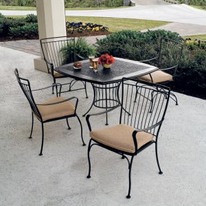 Easton Dining Set